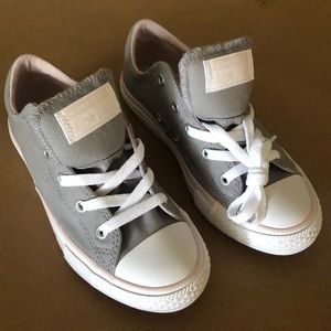 Girls size 3 Grey/Pink Converse
